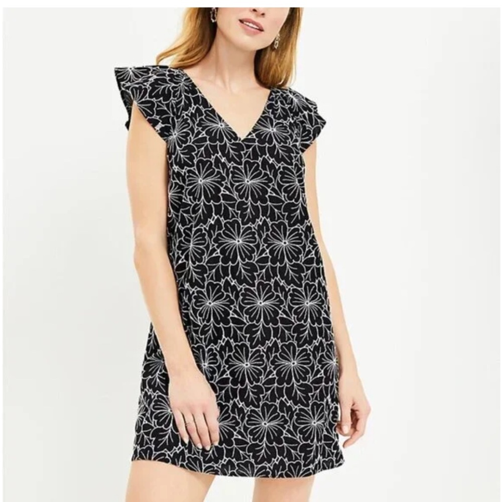 Loft Flutter Skeeve V neck Shift dress. NWT.‎ Retail 109